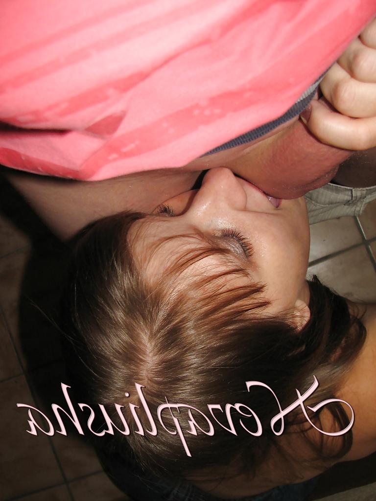 25P Blowjob in a random stairwell