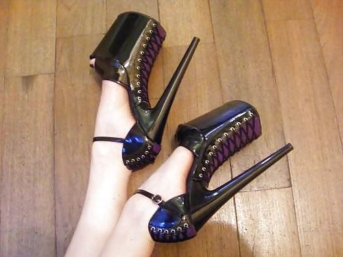 25P Extreme Heels 12