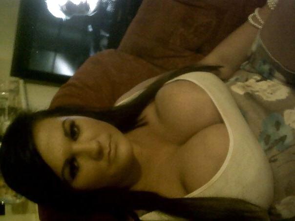 12P SUPER BUSTY TEEN
