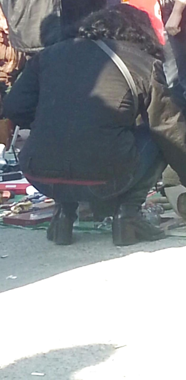 4P Ass mature romanian-zici ca sta pe wc