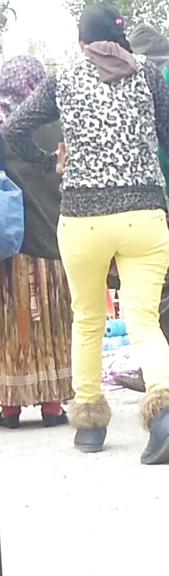 5P Sexy ass gipsy romanian