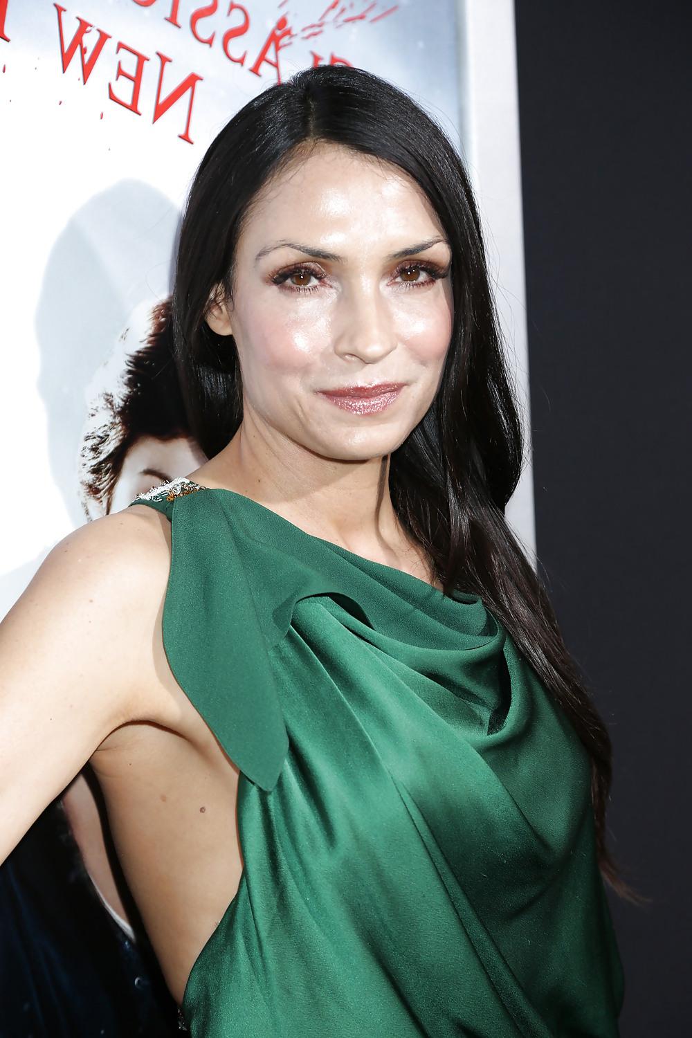 25P Famke Janssen - Flaming Phoenix (Dutch Milf)