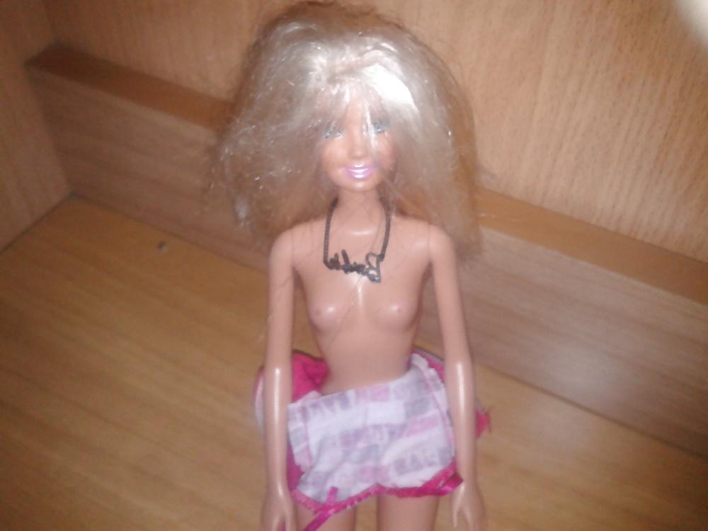 10P My Barbie doll