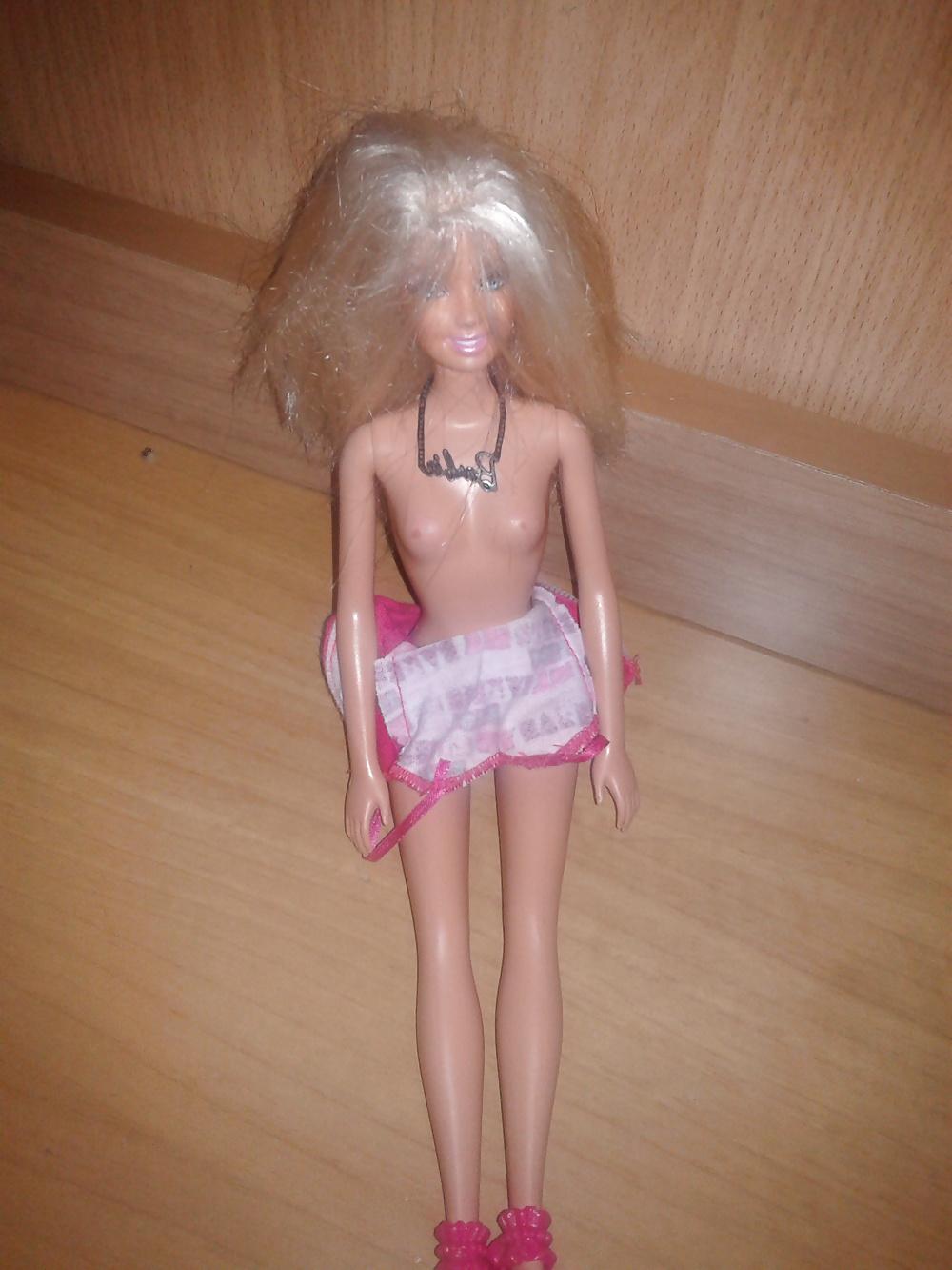 10P My Barbie doll