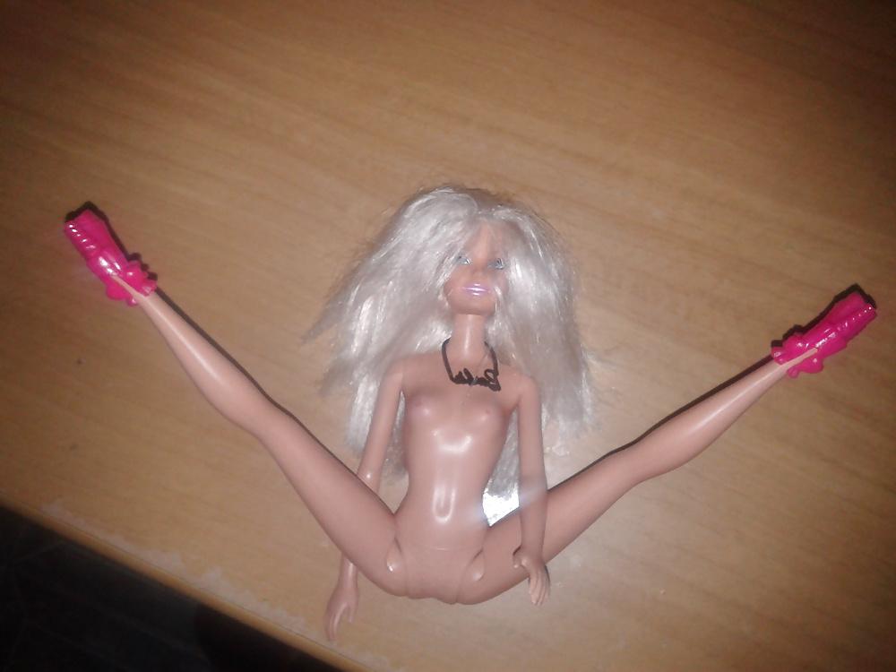 10P My Barbie doll