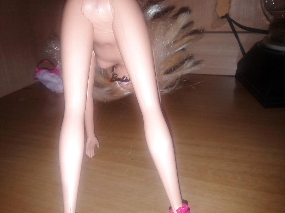 10P My Barbie doll