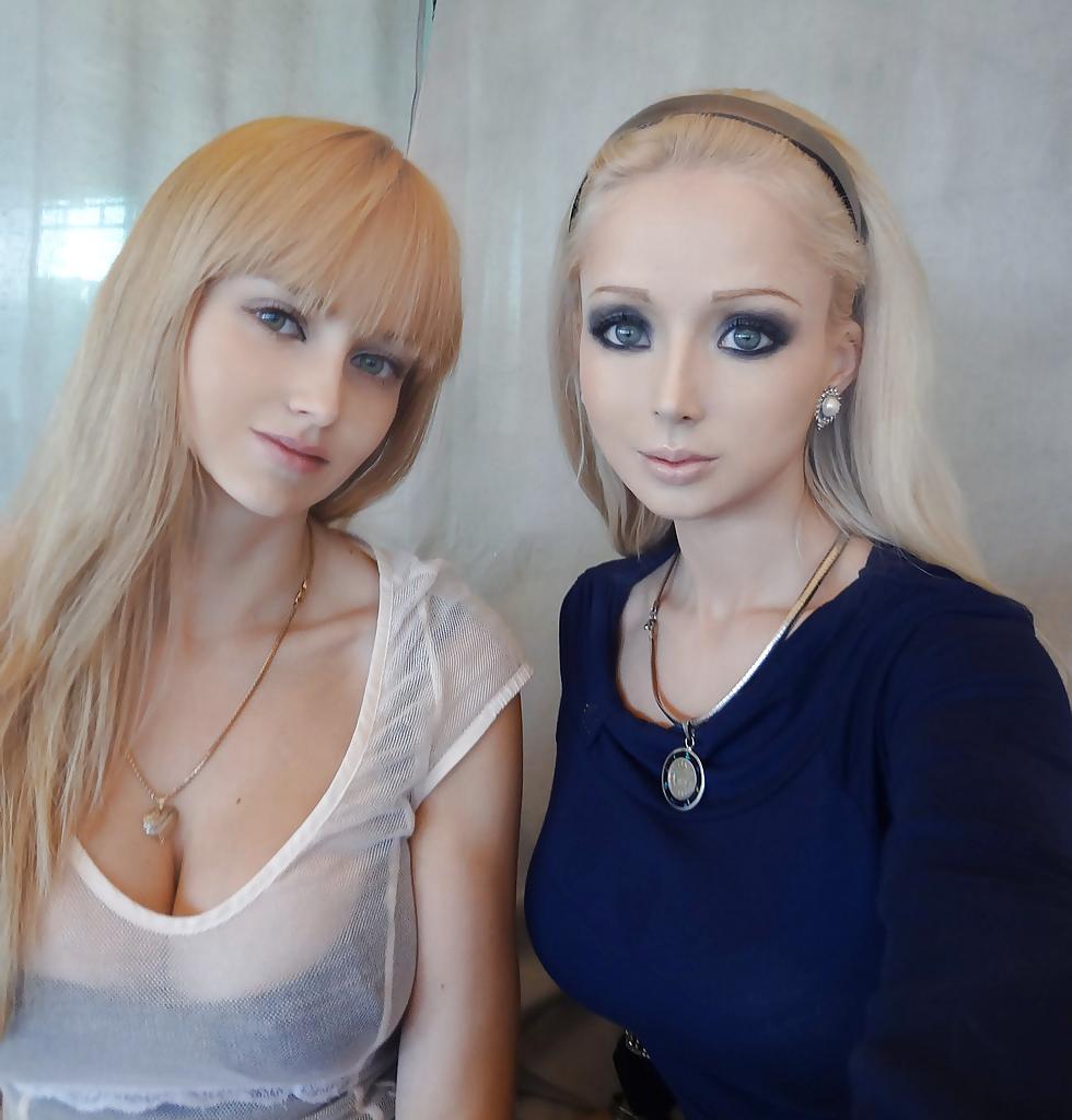 25P Is it a Barbie Doll or is it a REAL LIVE Barbie Doll