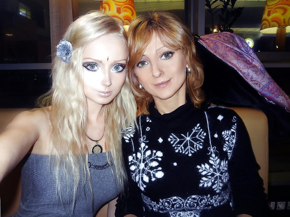 25P Is it a Barbie Doll or is it a REAL LIVE Barbie Doll