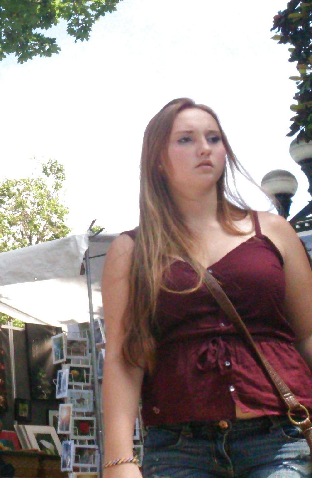 14P Cute Hippy Girls