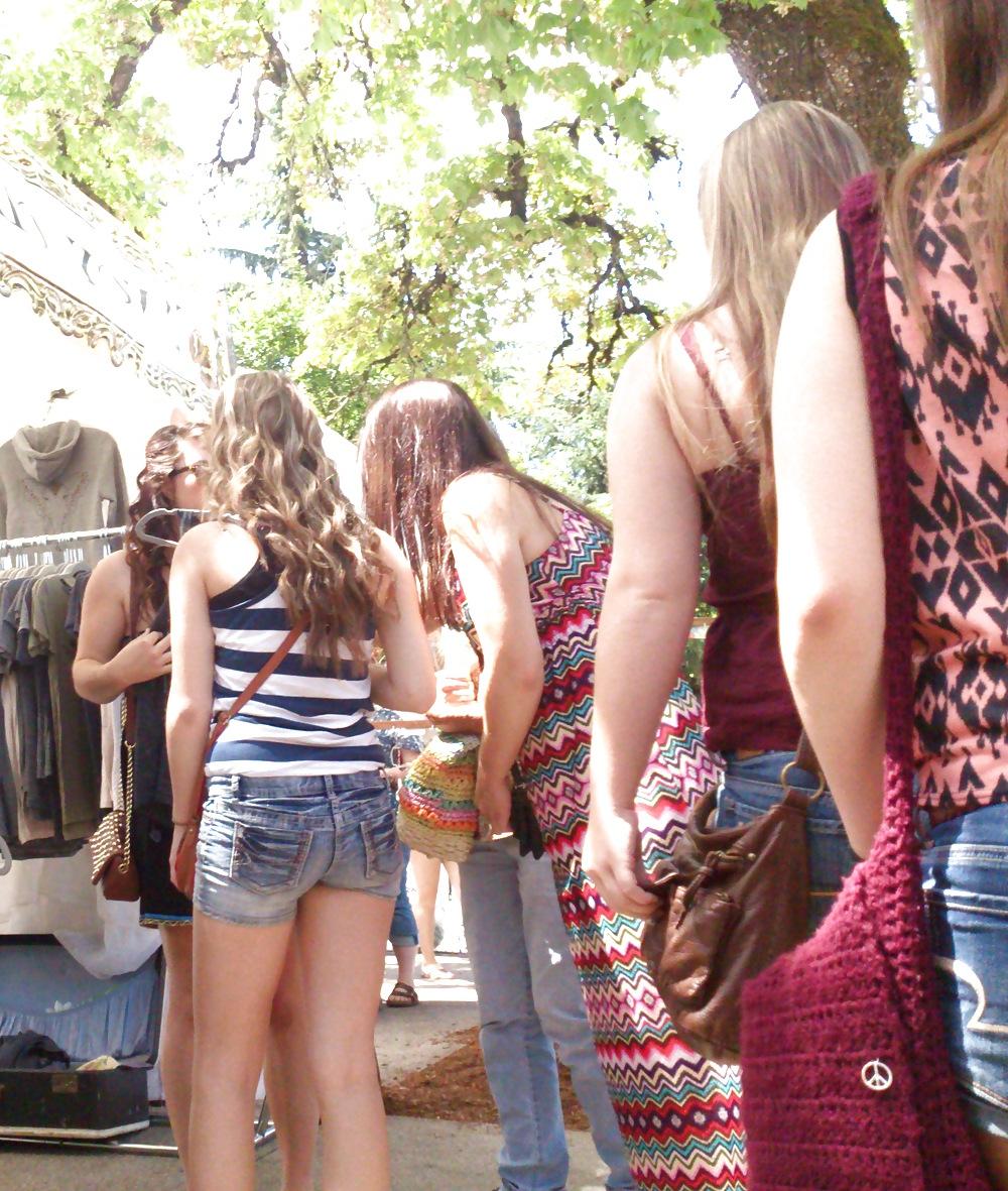 14P Cute Hippy Girls