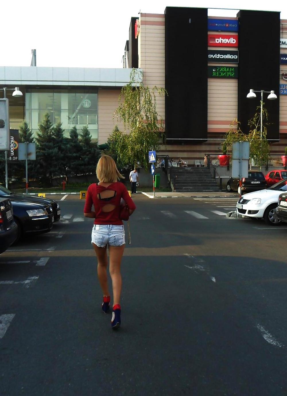12P Spy sexy ass girls romanian
