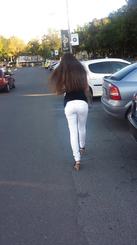 12P Spy sexy ass girls romanian