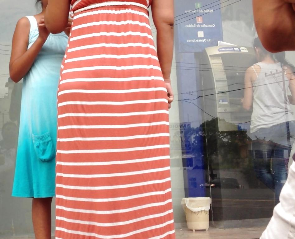 19P Hidden cam madre e hija cajero