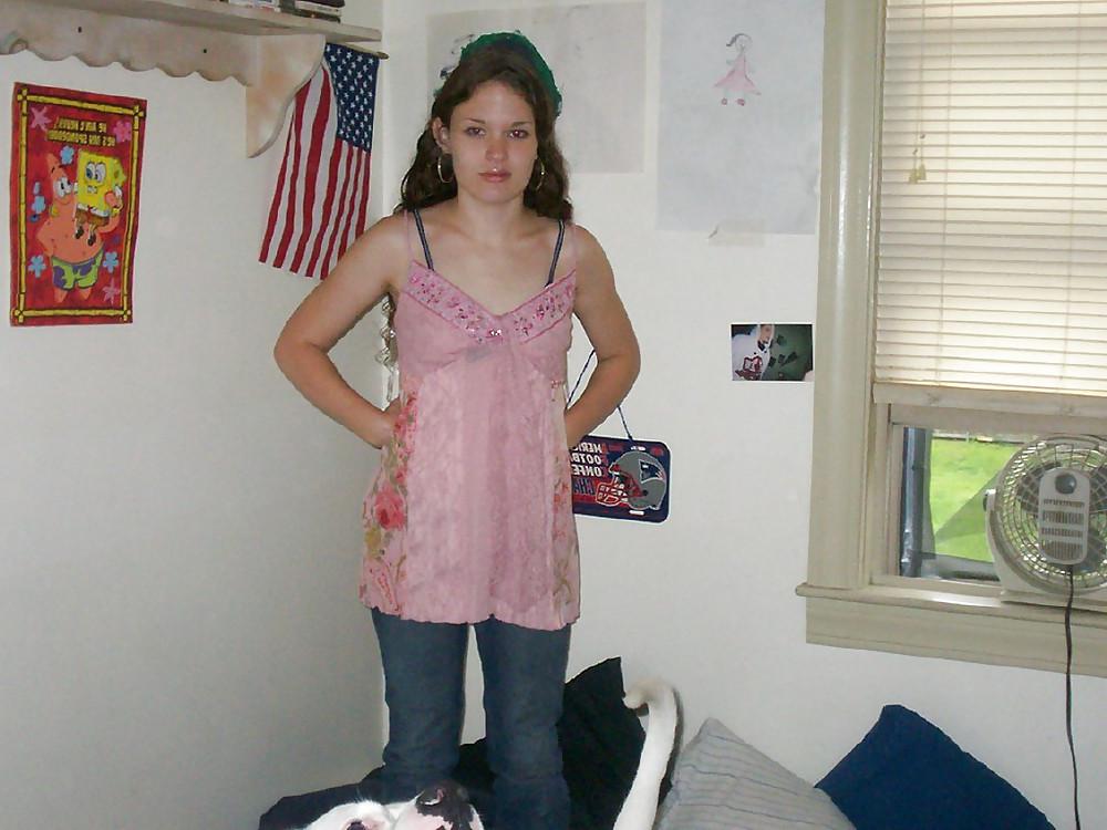 25P The best of cute amateur  internet slut Bonnie