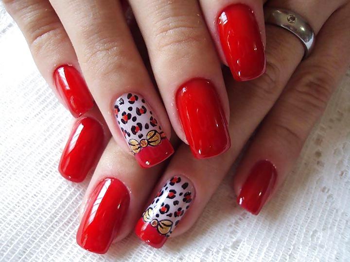 25P Nails