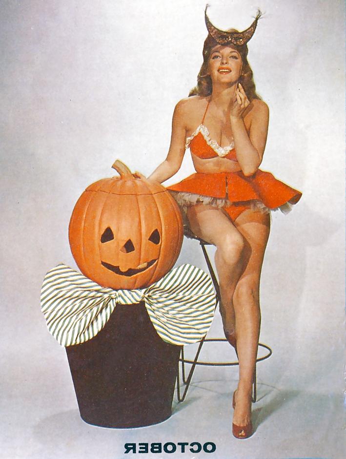 15P Julie London - Pin Up Shots For 1956 Calendar Girl Album 