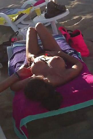 16P Candid beach