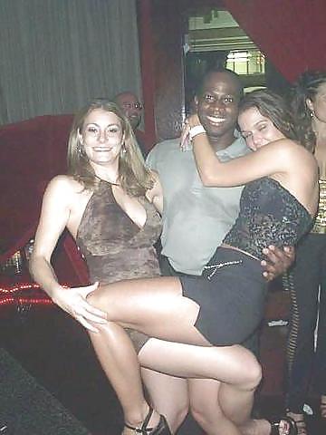 25P Black & White party