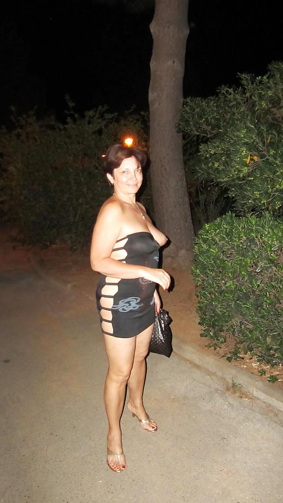 25P Hot Canadian mature