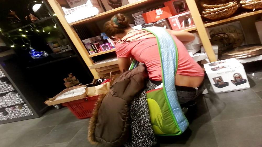 13P Sexy asses at shopping geile popos beim einkaufen