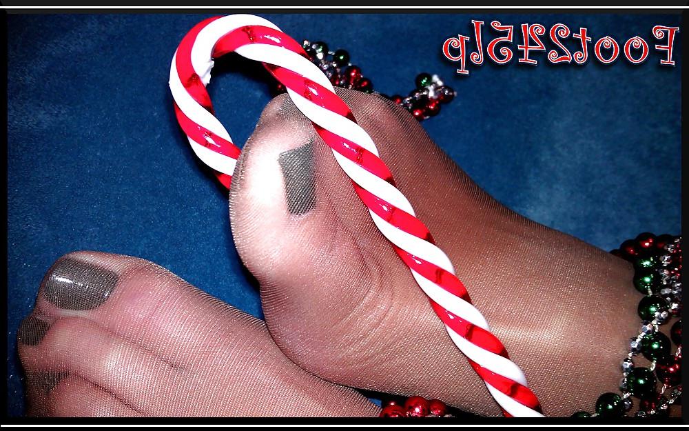 10P More Holiday feet