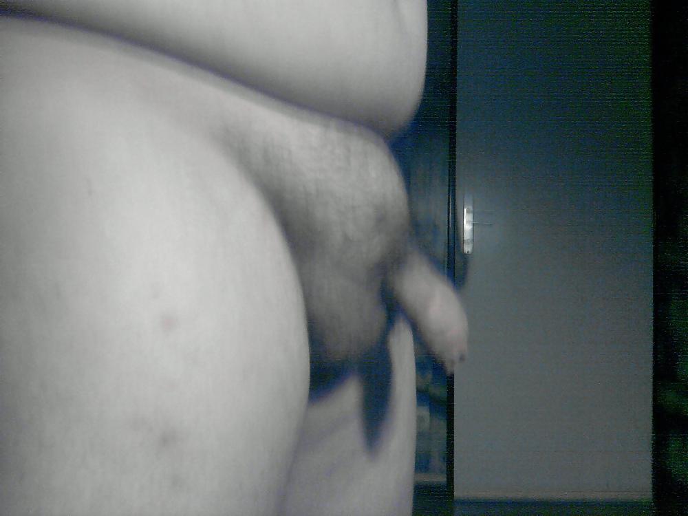 8P New pics of my tiny penis...