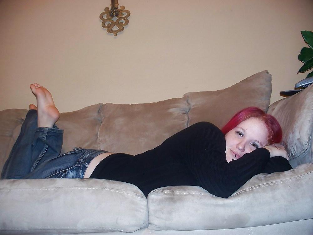 23P X Wife looking pretty on couch (Foot Fetish)