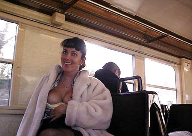 25P Upskirt On The Train