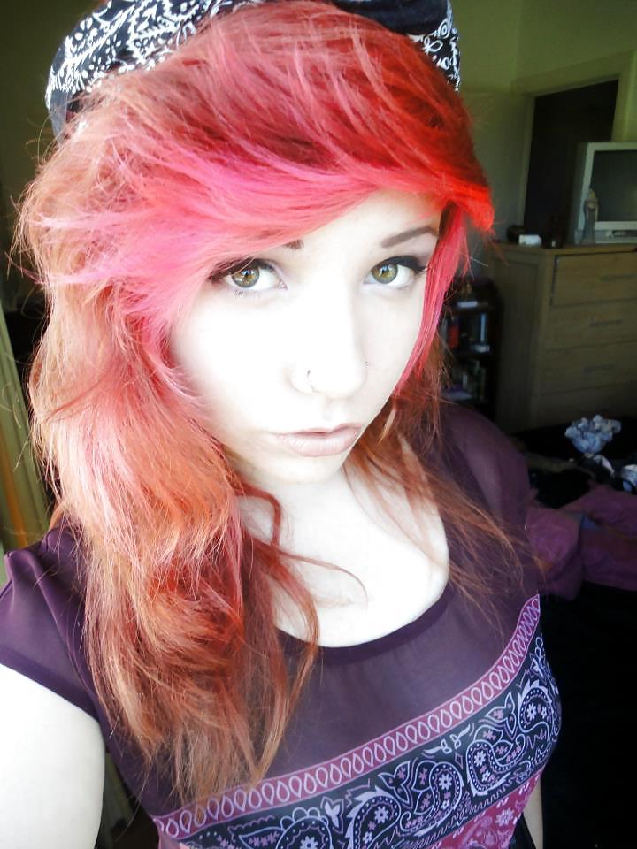 22P Dyed Hair Girls