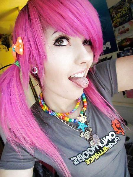 22P Dyed Hair Girls
