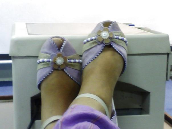 25P A Treat for FEET LOVERS