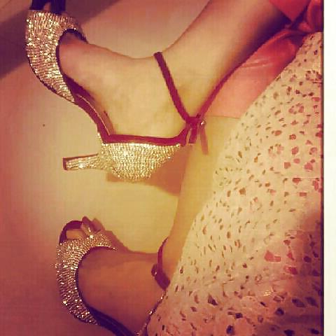 25P A Treat for FEET LOVERS