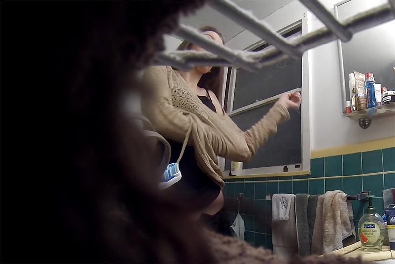 11P Clueless teen reveals firm tits to hidden cam