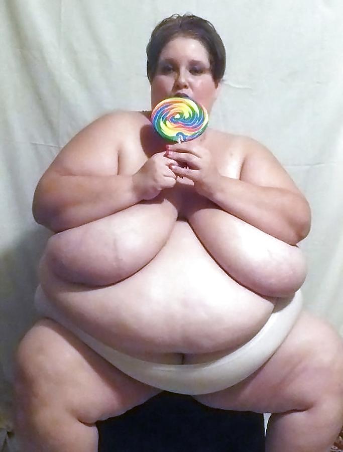 25P Chastity Bombshell