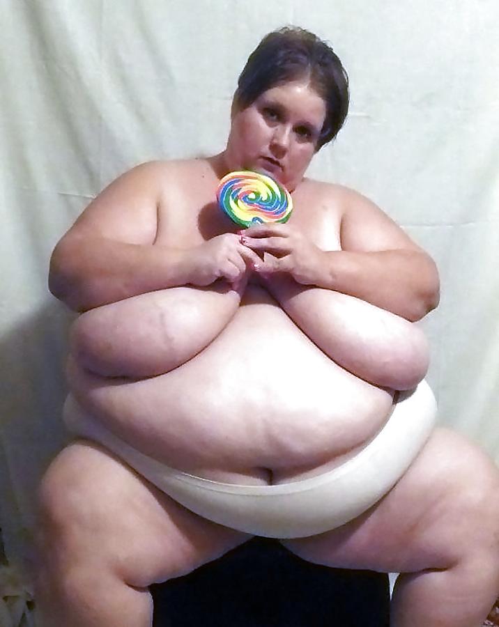 25P Chastity Bombshell
