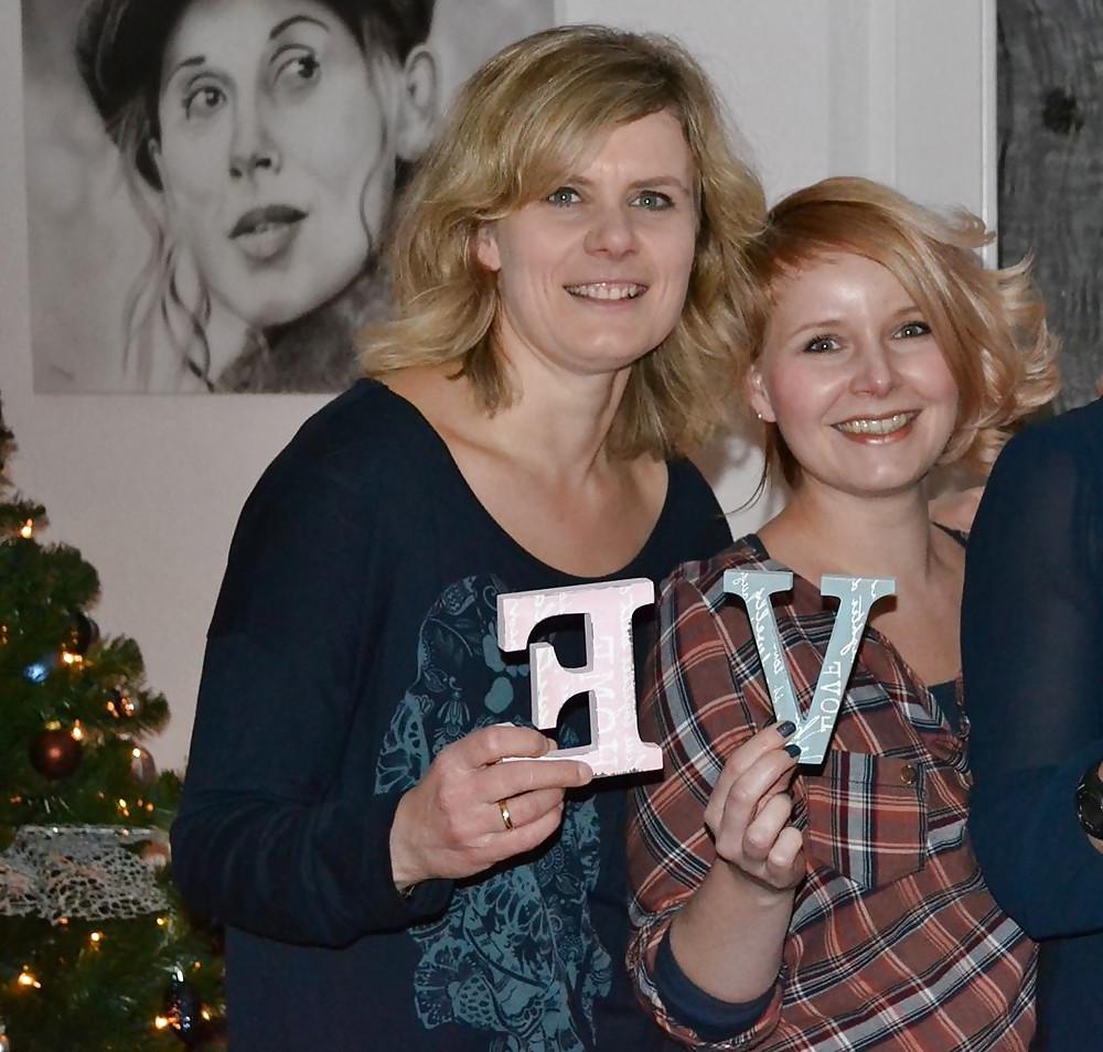 13P Horny dutch mom. How to fuck?