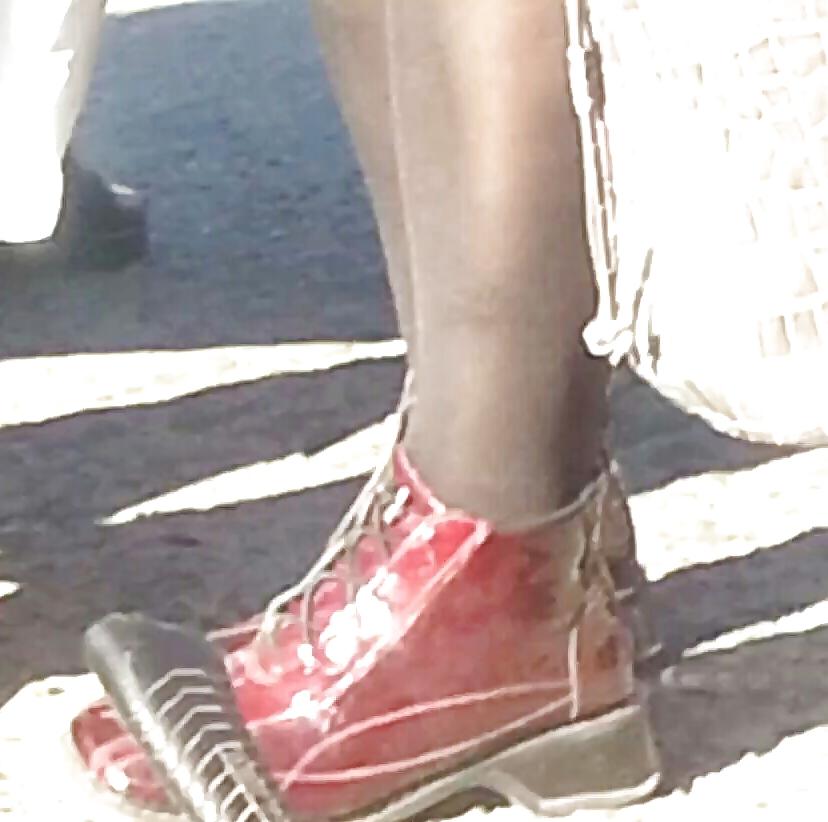 16P Spy sexy feet teens romanian