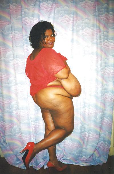 25P The Queen of TITS - Norma Stitz