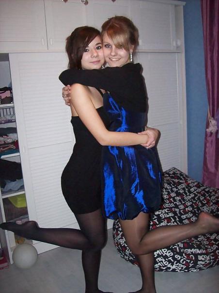 10P Sexy Teen in Pantyhose