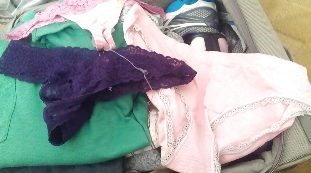 7P Sister' Friend's Panties - 20 Years Old