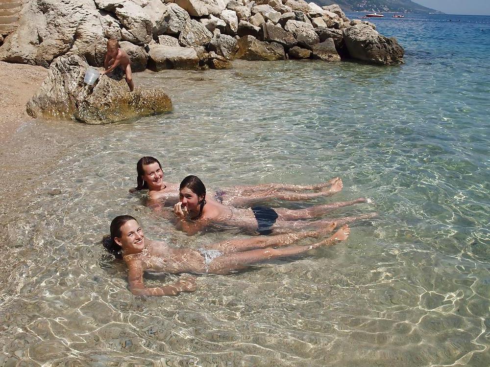25P Teenager im Urlaub