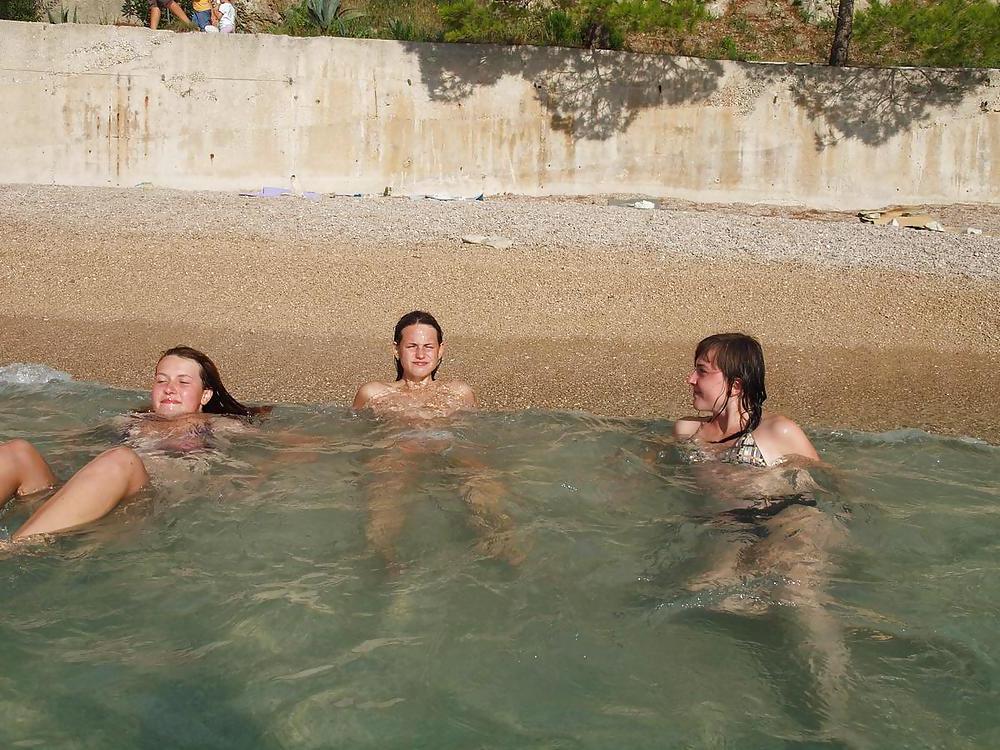 25P Teenager im Urlaub