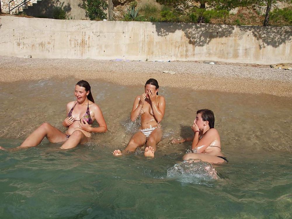 25P Teenager im Urlaub