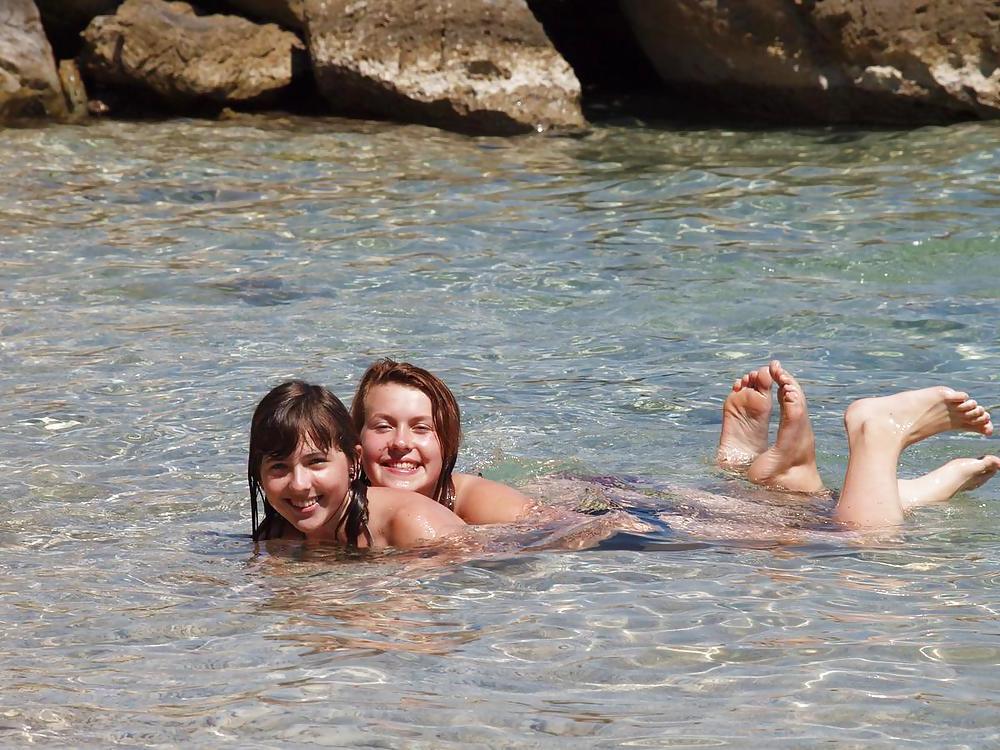 25P Teenager im Urlaub
