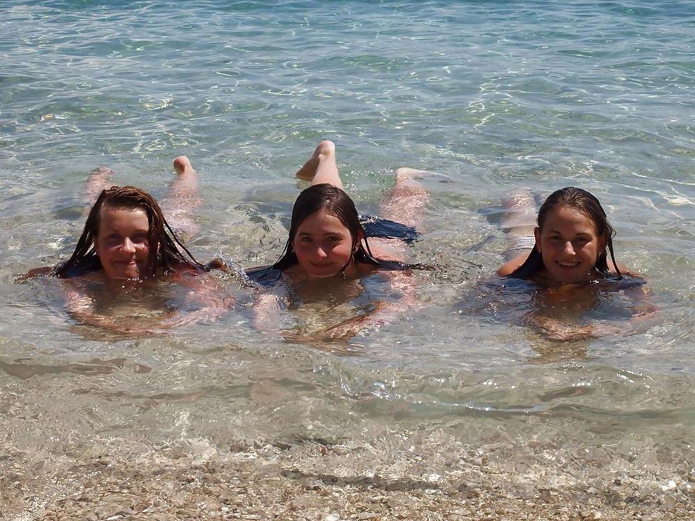 25P Teenager im Urlaub