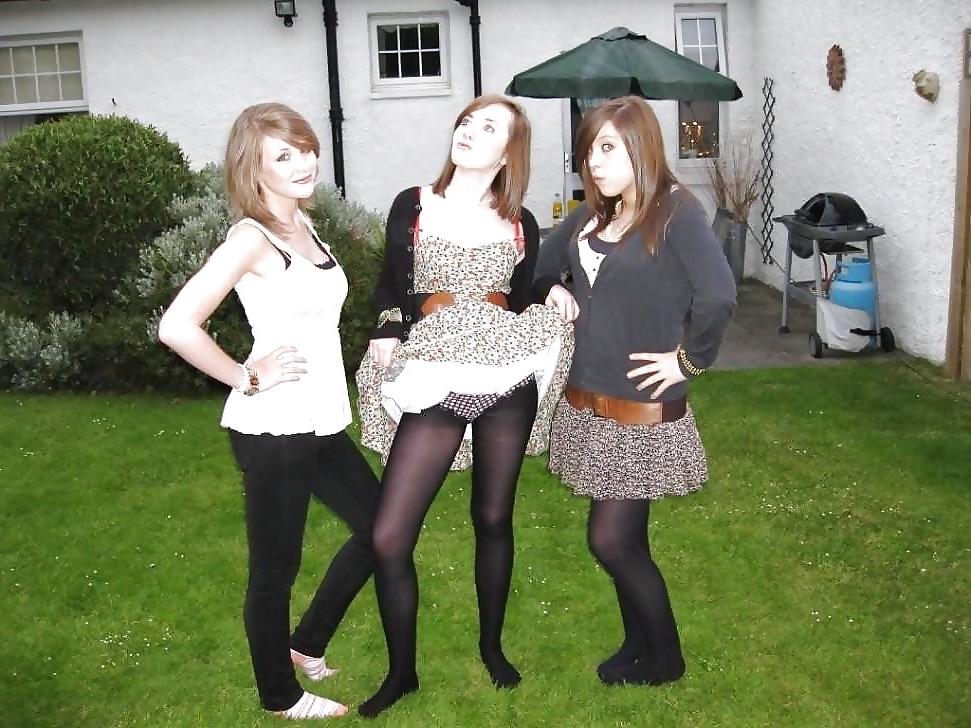 25P Amateurbabes wearing Pantyhose....NICE
