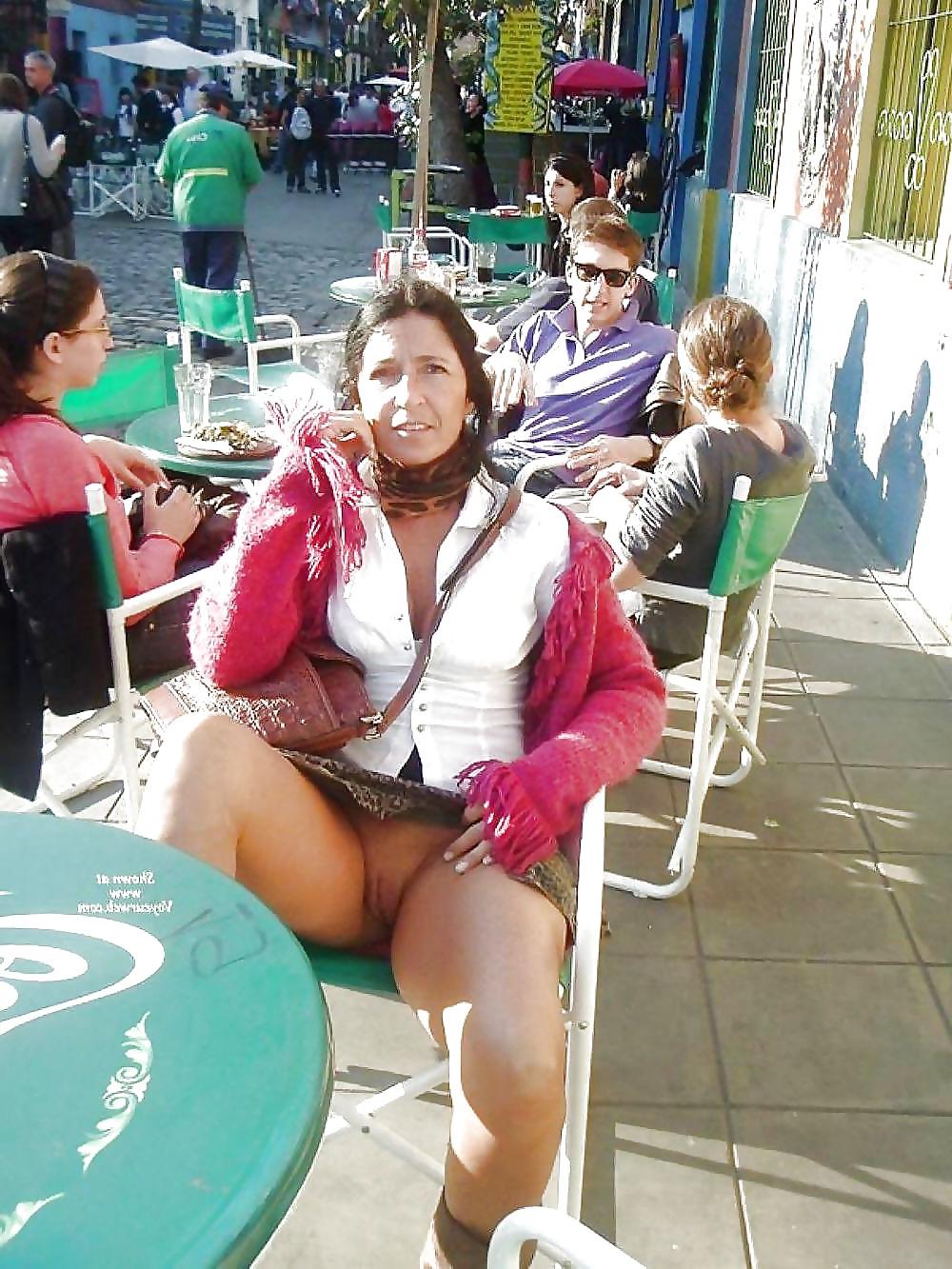 25P Upskirt At The Restaurant 2