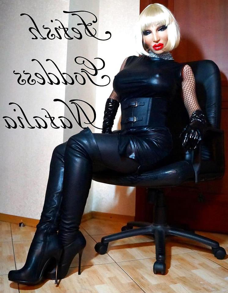 25P Fetish Goddess Natalia