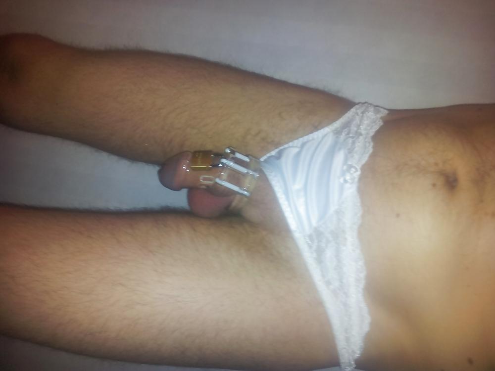 21P Caged cock