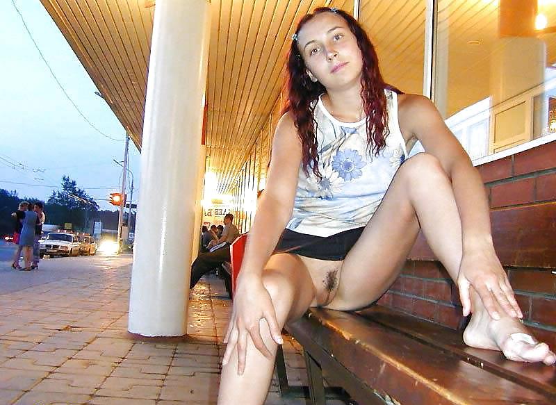 5P SEXY GIRL FRIEND UPSKIRT